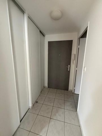 Location Appartement 1 pièce 32m² TOURS 37000 - Photo 5