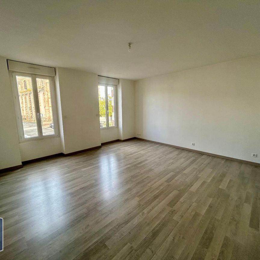 Location Appartement 5 pièces 129m² ST MACAIRE EN MAUGES 49450 - Photo 1