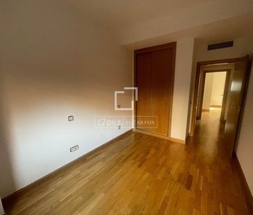 Spectacular 2-Bedroom Ground Floor Apartment with a Private Garden ... - Foto 3