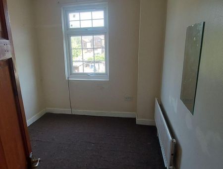 3 bedroom apartment to rent - Photo 5
