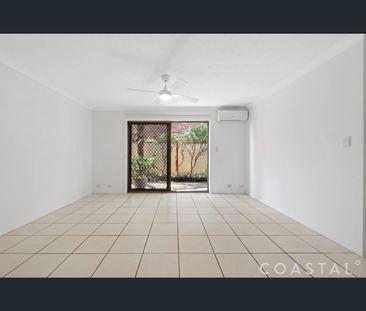 3/3 Jodie Court, Mermaid Waters, Qld 4218 - Photo 5