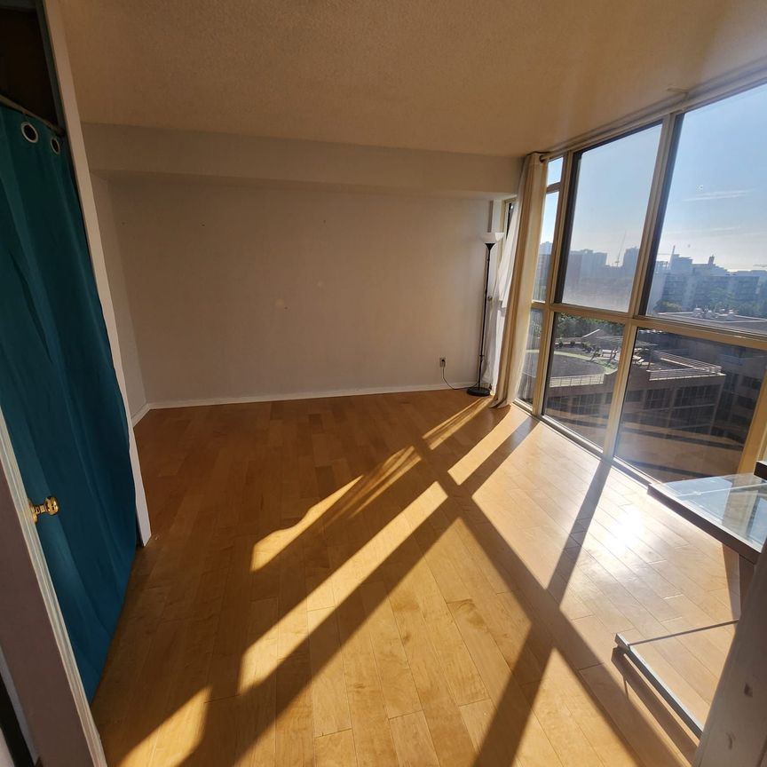 For Lease - 15 Maitland Place Unit# 1010, Toronto, Ontario - Photo 1