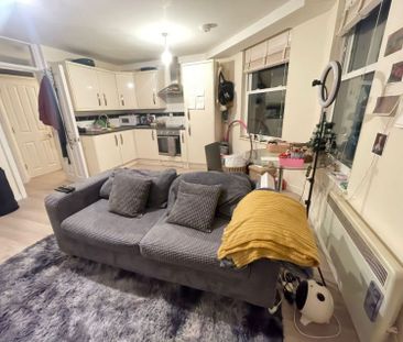 Holloway Road, London - Photo 2