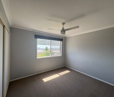 Townhouse Located in a Quiet Complex - Photo 5