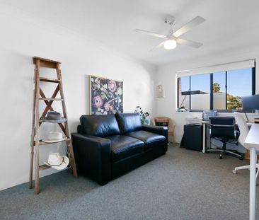 Spacious Unit in the Heart of Mermaid Waters - Photo 3