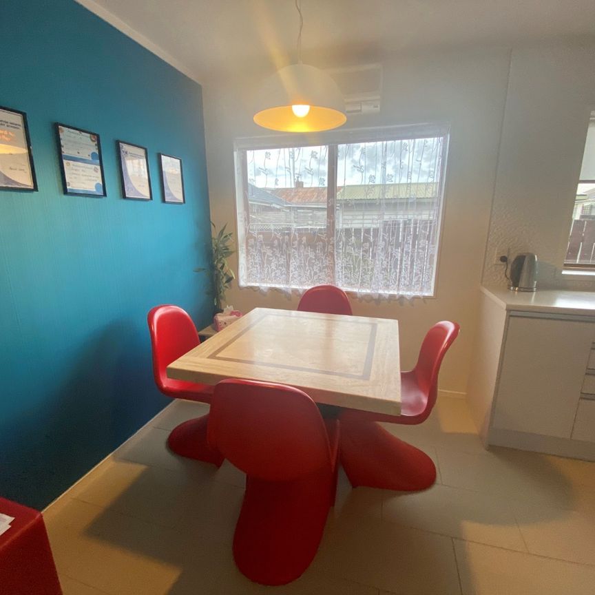 Unit 2, 47 Overton Road, Papatoetoe, Auckland - Photo 1