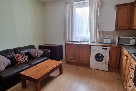 Studio to rent - Photo 5