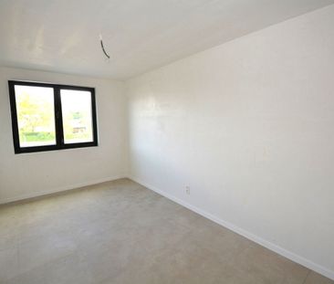 NIEUWBOUWWONING MET 3 SLK, TUIN EN PARKEERPLAATS! - Photo 2