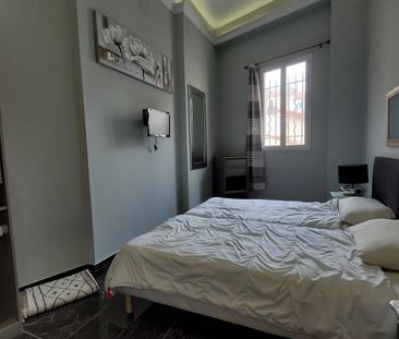 Location Appartement 4 pièces 77m² CANNES 06400 - Photo 4