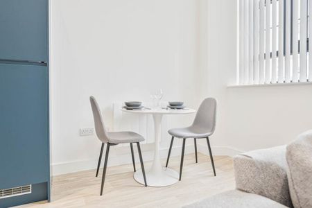 2 bedroom flat to rent - Photo 5