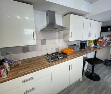 7 bedroom house share to rent - Photo 3