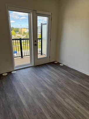 For Lease - 120 Matawin Lane, Richmond Hill, Ontario - Photo 1