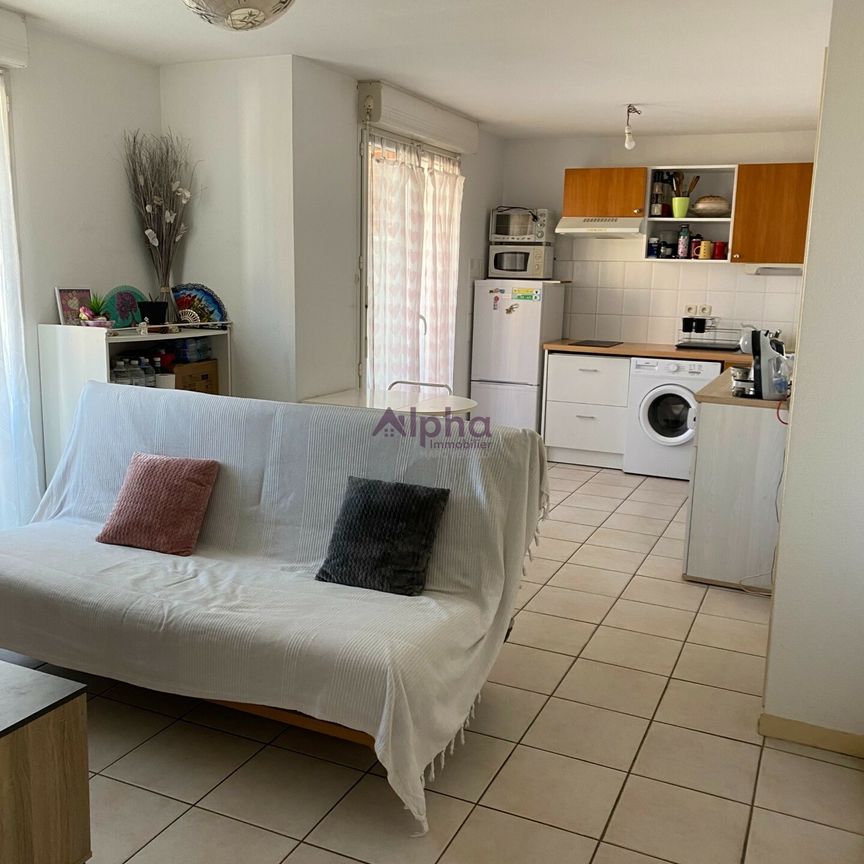 APPARTEMENT T2 avec balcon et place de parking - Photo 1