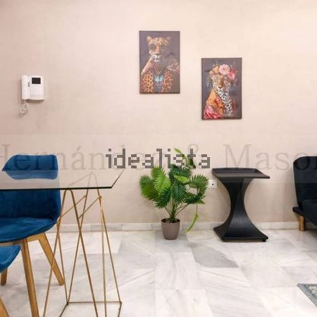 Alquiler de piso en Calle San Dionisio - Photo 1