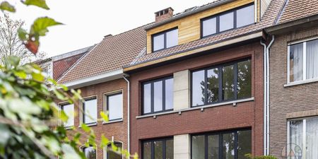 Appartement te huur in Wilrijk voor € 1.125 met 2 slaapkamers - Photo 3