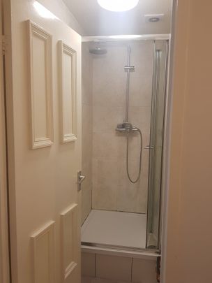 Room in a Shared House, London, SE17 - Photo 1