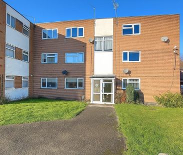 2 bedroom Flat To Let - Photo 5