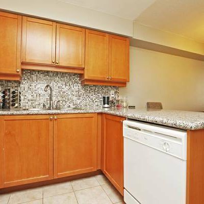 Beautifully decorated furnished 1 bedroom condo with parking - Photo 3