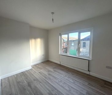 80 Isoline Street, Belfast, BT5 5GF - Photo 3