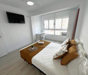 Carrer Poeta Artola, Valencia, Valencian Community 46021 - Photo 4