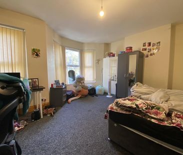 5 bedroom house to rent - Photo 2