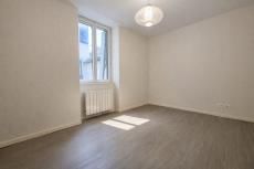 Location Appartement 2 pièces 34m² BEAUNE 21200 - Photo 3