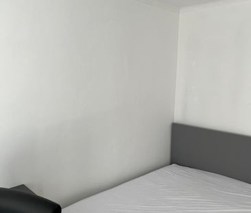 3 Bed Semi-Detached House, Stanfell Road, LE2 - Photo 6