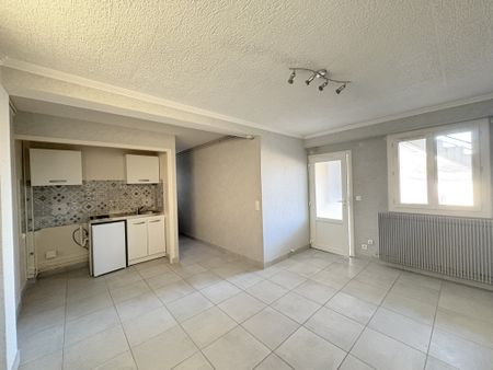 Location Appartement 1 pièce 24m² VILLEBON SUR YVETTE 91140 - Photo 2