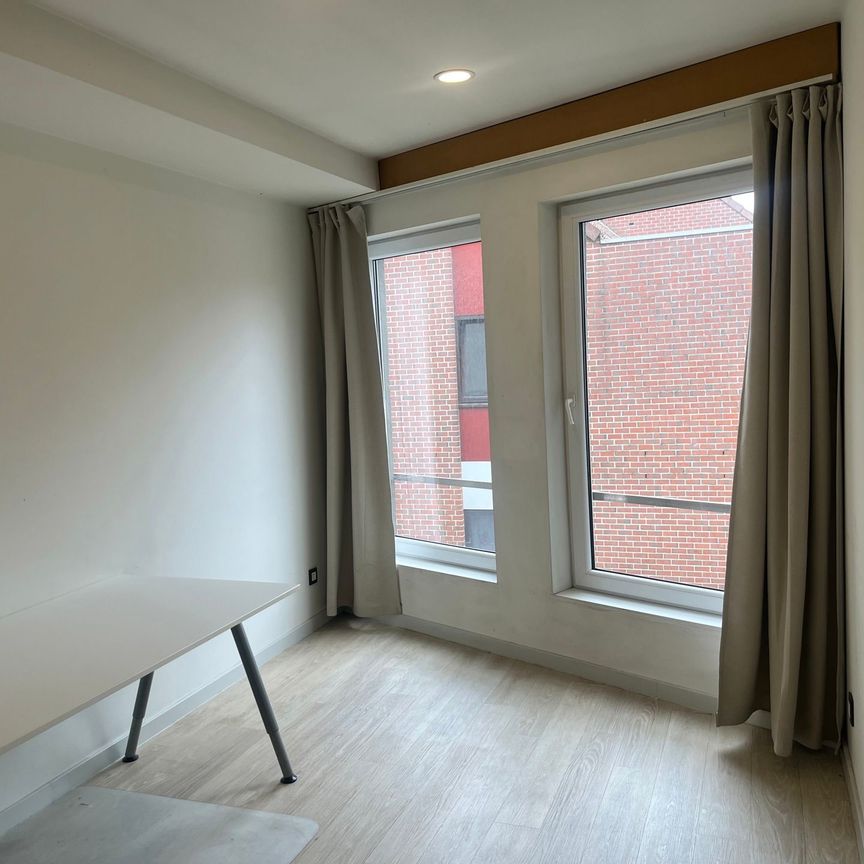 Instapklare studentenkamer met eigen badkamer op top ligging - Photo 1