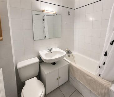 Location Appartement 1 pièce 29m² CLERMONT FERRAND 63000 - Photo 4