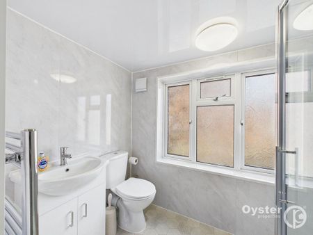 1 bedroom in a house share to rent - Photo 5