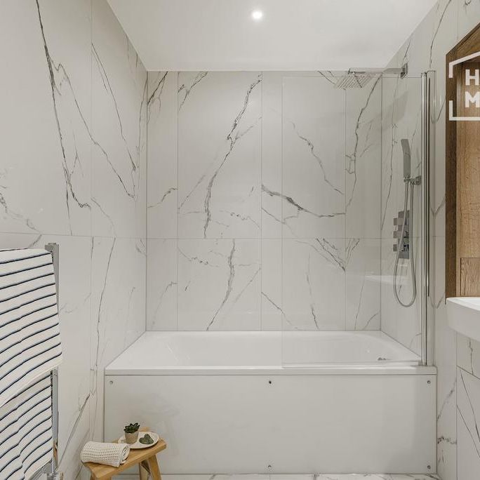 3 bedroom flat to rent - Photo 1