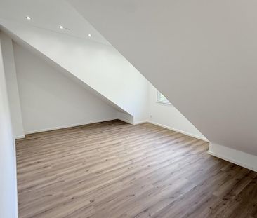 Erstbezug nach Sanierung: Moderne 3-Zimmer-Wohnung mit Fußbodenheiz... - Photo 1