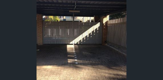 8/16 Creal Street, East Mackay, Qld 4740 - Photo 2
