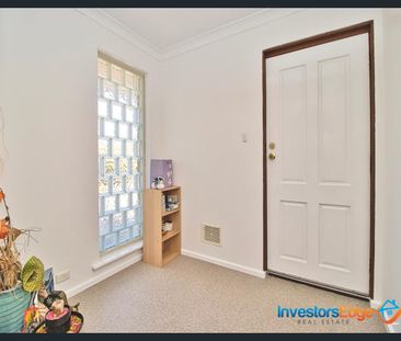 BEAUTIFUL FAMILY HOME - Beachside Safety Bay - Photo 3