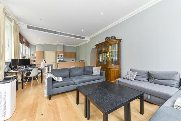 3 bedroom flat to rent - Photo 1