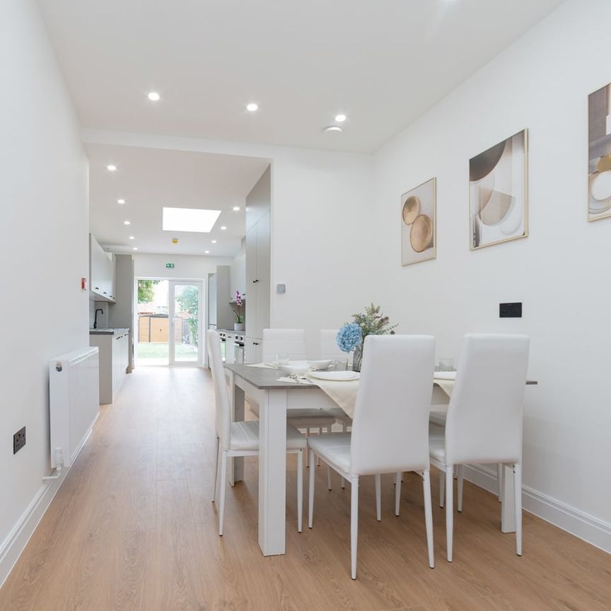 Room in a Shared House, Frognal Avenue, HA1 - Photo 1