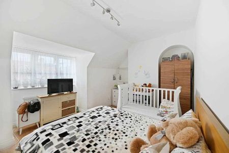 3 bedroom terraced house to rent - Photo 4