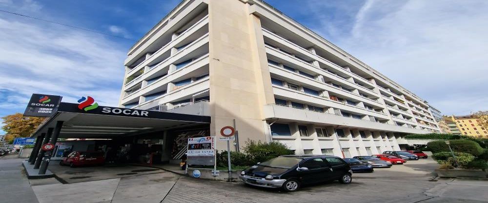 Studio au rez-de-chaussée - Photo 1