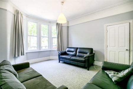 Gloucester Road, - Photo 2