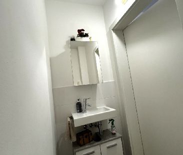 Helle 2-Zimmer Wohnung mit Balkon, Lift und Parkplatz - Photo 6