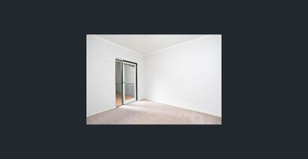 Perfectly positioned in the heart of Glen Iris, - Photo 4