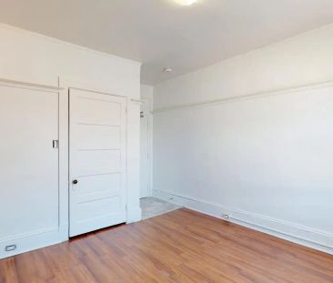 384 MacLaren St. — Bachelor - Photo 3