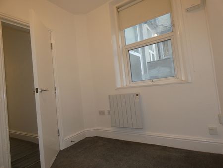 Hornby Road, Flat 2 - Photo 5