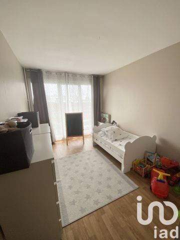 Appartement 3 pièces de 70 m² à Joué-lès-Tours (37300) - Photo 2