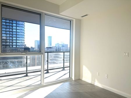 For Lease - 280 Dundas Street Unit# 2804, Toronto, Ontario - Photo 2