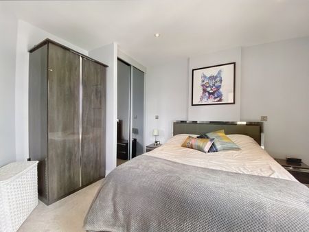 1 Bed Flat, Roach Road, E3 - Photo 5