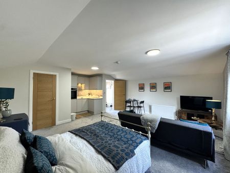 Oakfield Gardens, Newport - Photo 5