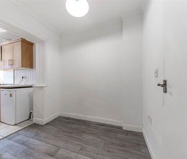 73 Glenbank Drive, Belfast, BT14 8BJ - Photo 2