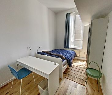 Mooie kamer (Gemeubileerd) te huur in een gedeeld appartement - Foto 4
